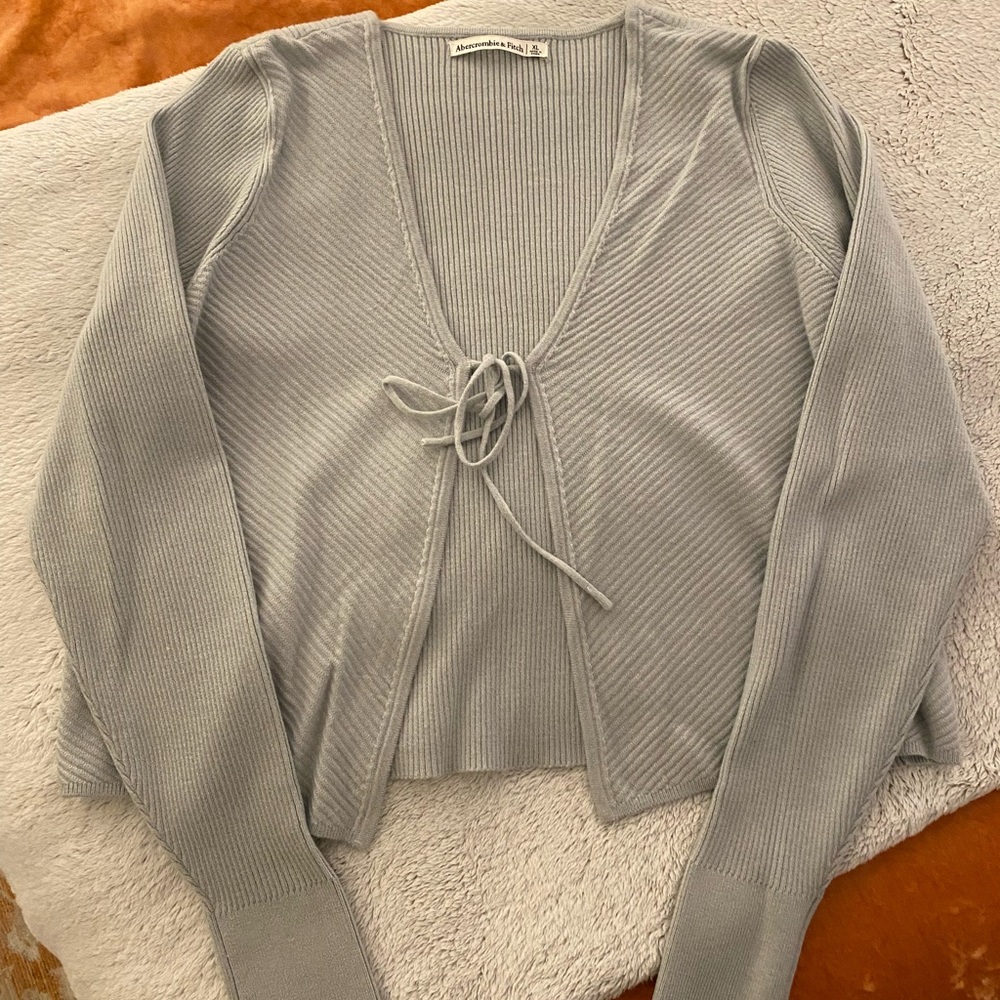 Abercrombie and Fitch tie front cardigan